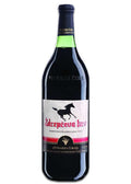 Black Stallion Semi-Sweet Red 1L