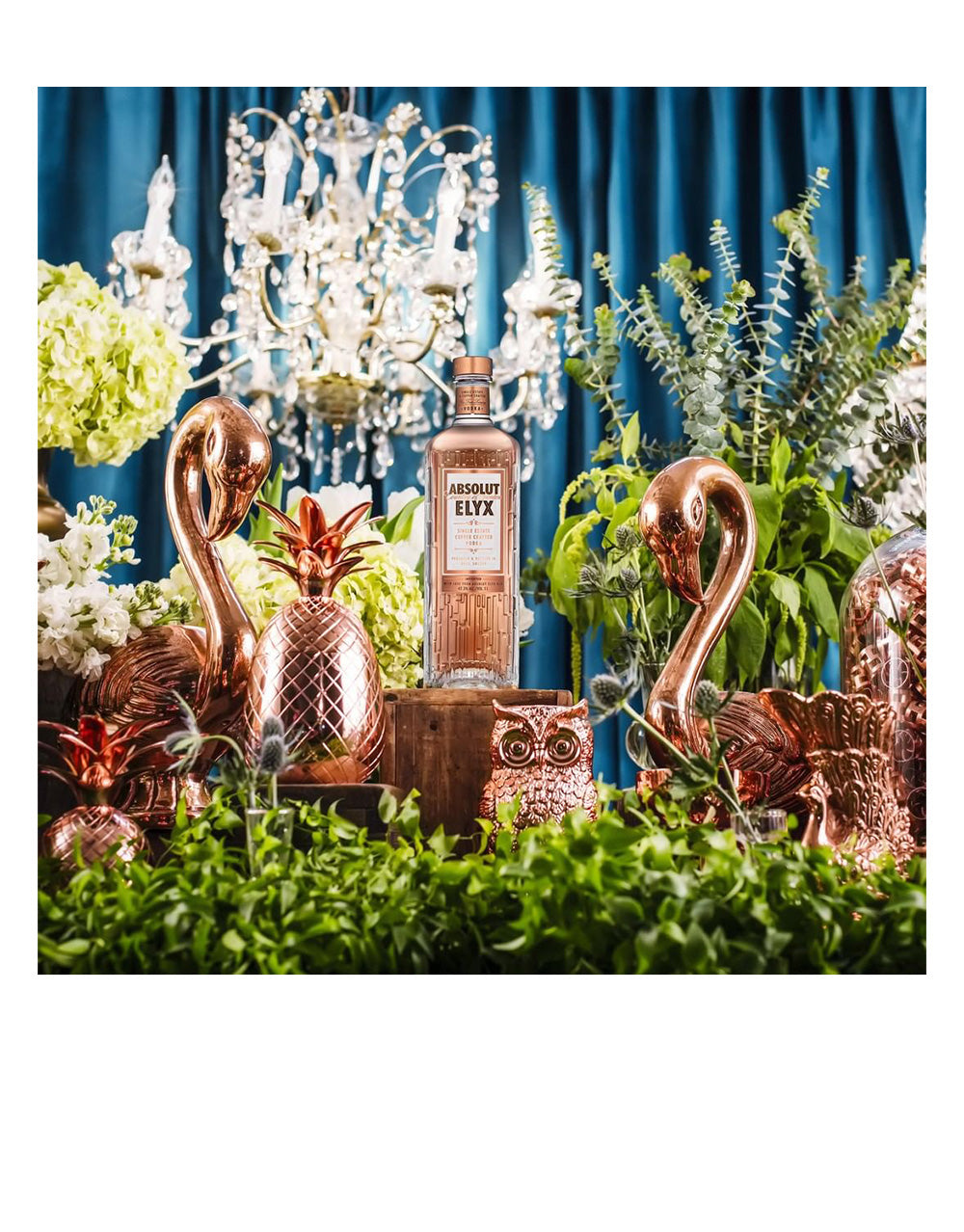 Absolut Elyx - Single Estate Handcrafted Vodka (750ml) with Elyx Copper Cocktail Coupe Gift Set (Set of 2)